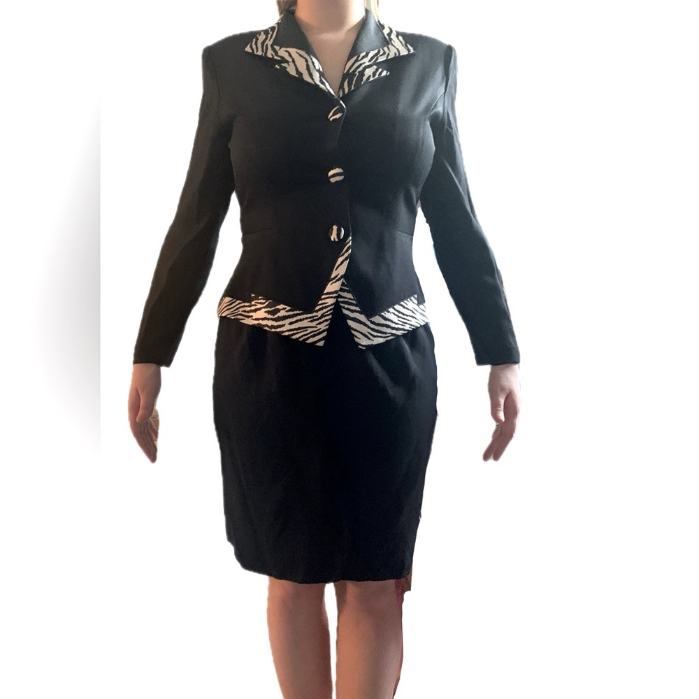 Elegant Vintage Black and White Long Sleeve Jacket and Skirt